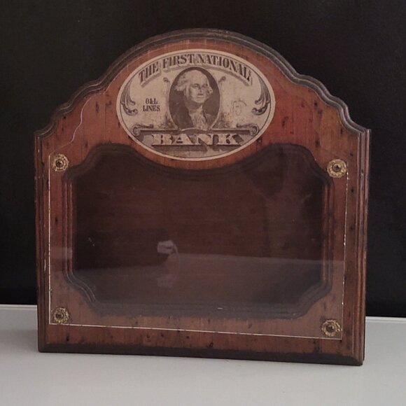 PRIMITIVE PINEWOOD LARGE MONEY BOX THE FIRT NATIONAL BANK O & L LINES 1980 - Picture 3 of 7
